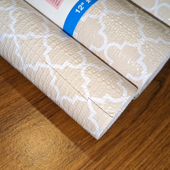 Shelf Liner Very Light Pink 5.5 Rolls - Picture 2 of 5